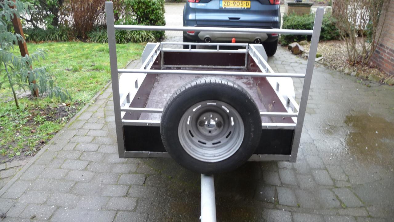 TE KOOP ONGEREMDE ENKELASSER