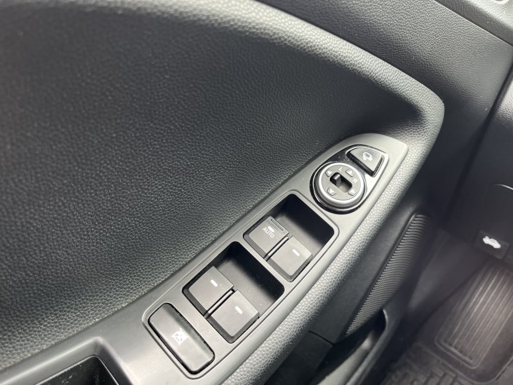 Hyundai I 20 1.2 hp i-motion premium 42 dkm