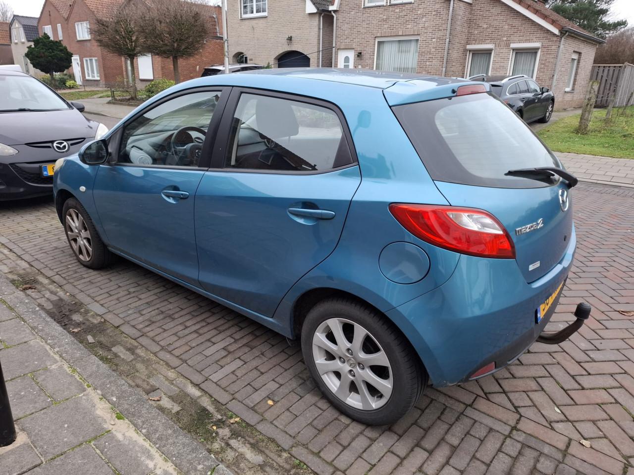 Te koop: Mazda 2 2011 1.3