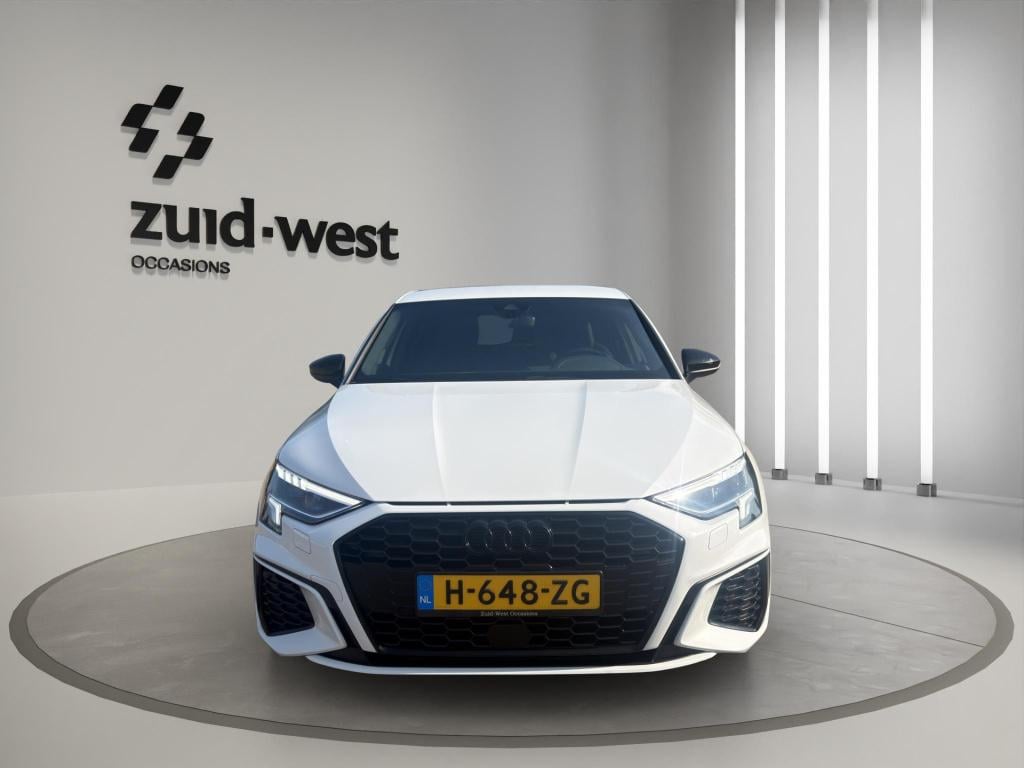 Audi A3 sportback 35 tfsi s 3x s-line sfeer rs stoelen acc camera