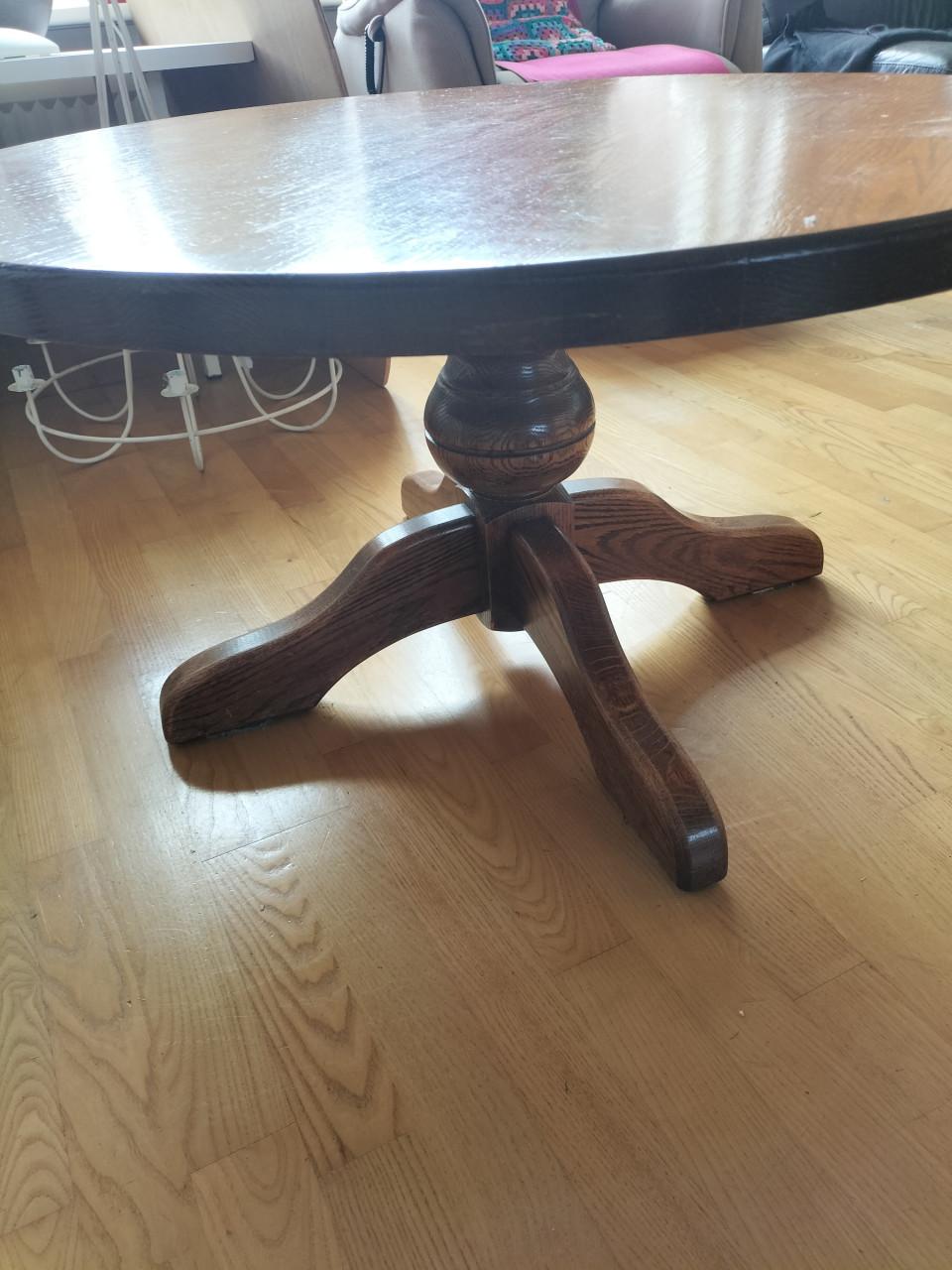 Donker Ronde Eiken Salontafel