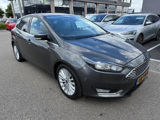Ford Focus 1.0 titanium | nieuw binnen | climate control | cruise control |