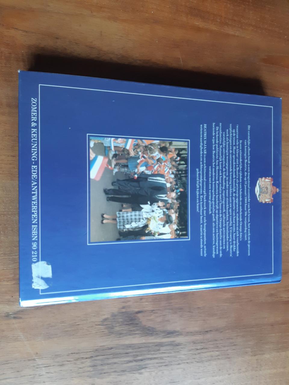 Boek Beatrix 50 jaar