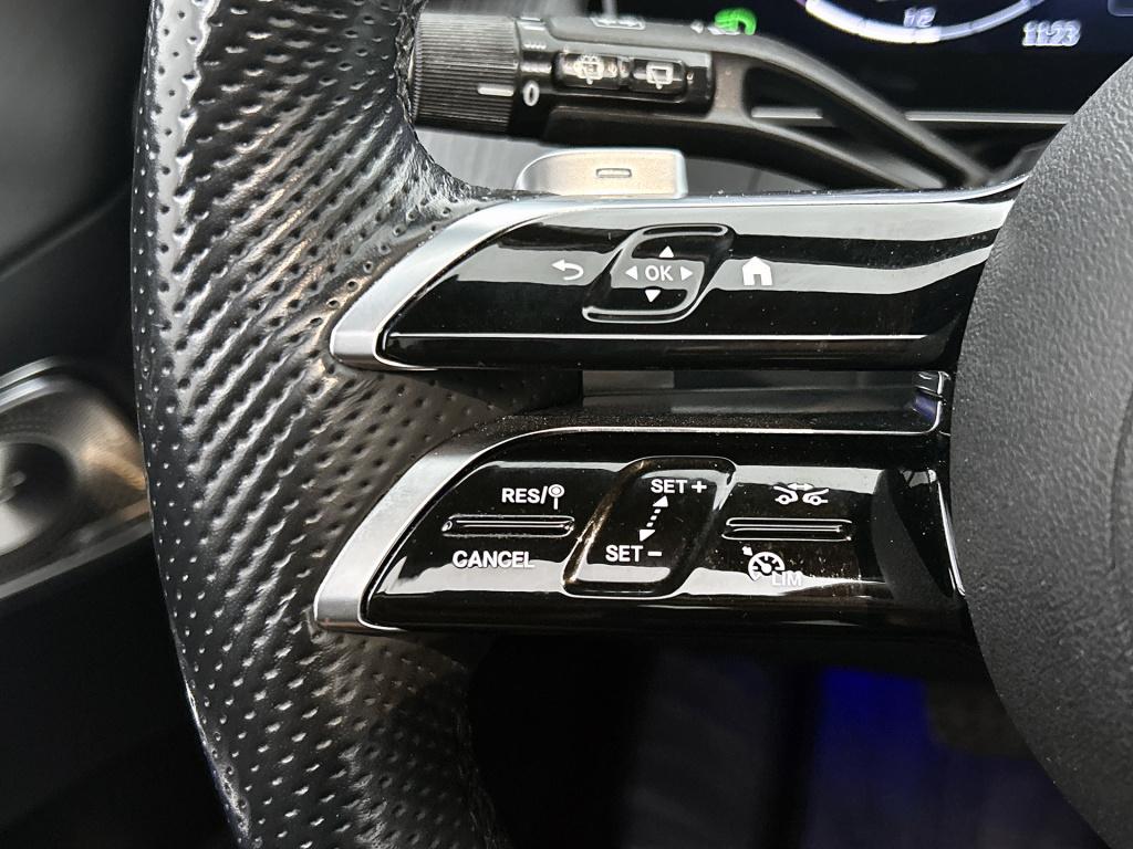 Mercedes-Benz Glc 300e 4matic amg plug-in hybride | panoramadak | trekhaak 