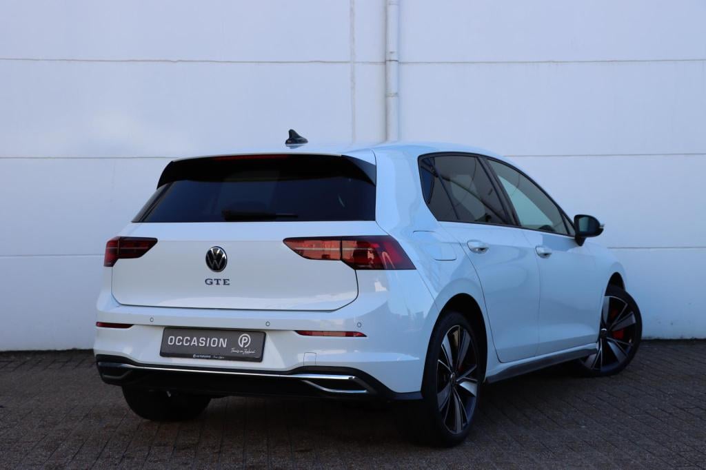 Volkswagen Golf 1.4 tsi ehybrid gte 245pk dsg6 | soh 90,1% |
