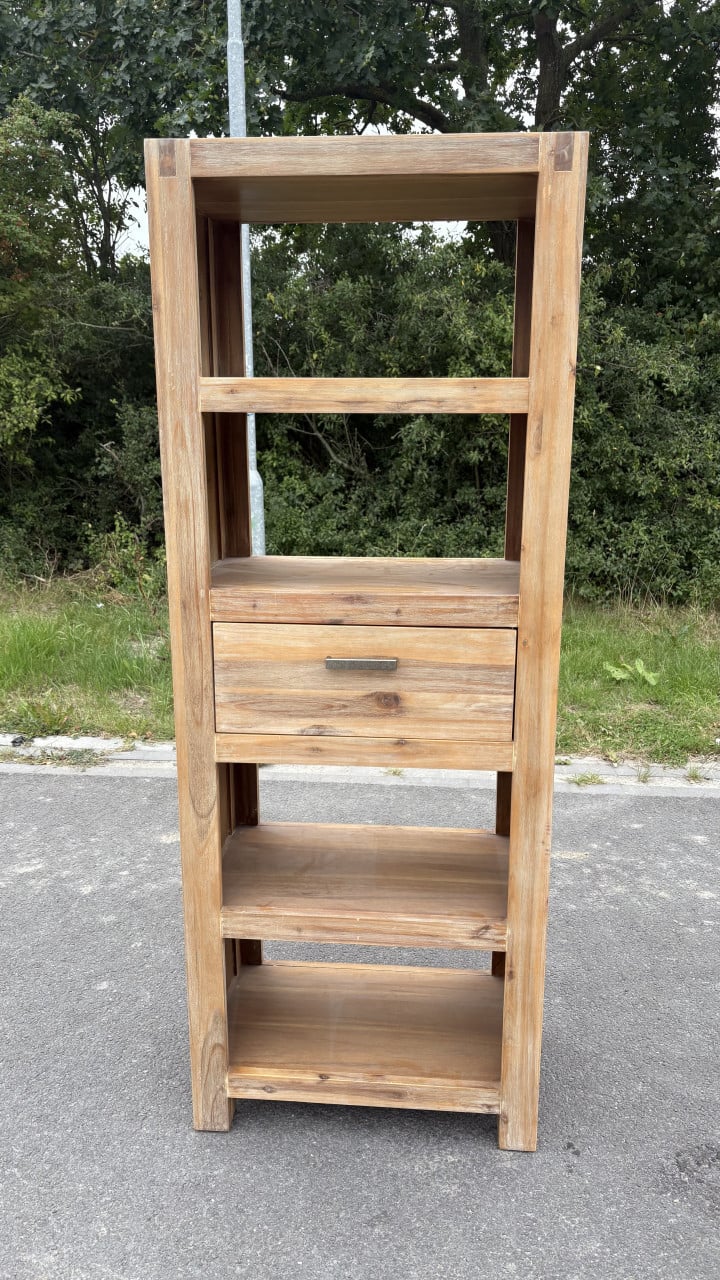 Kast