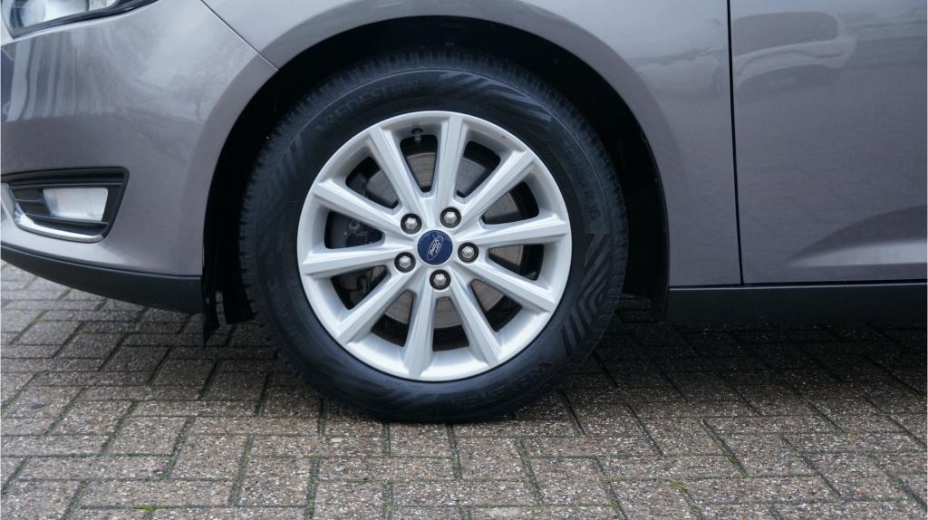 Ford Focus wagon 1.5 titanium edition rijklaar incl. garantie