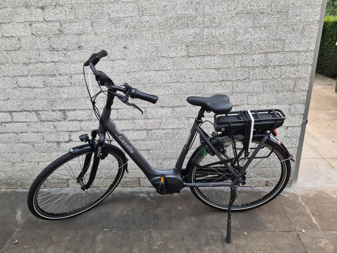 Te koop GAZELLE Luzern Ebike damesfiets hmb D57 400W