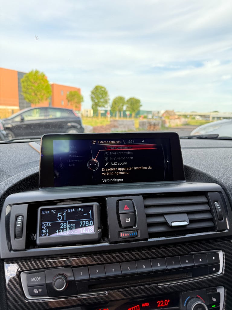 BMW 1 Serie 125d - m sport - nieuwe motor- full option!