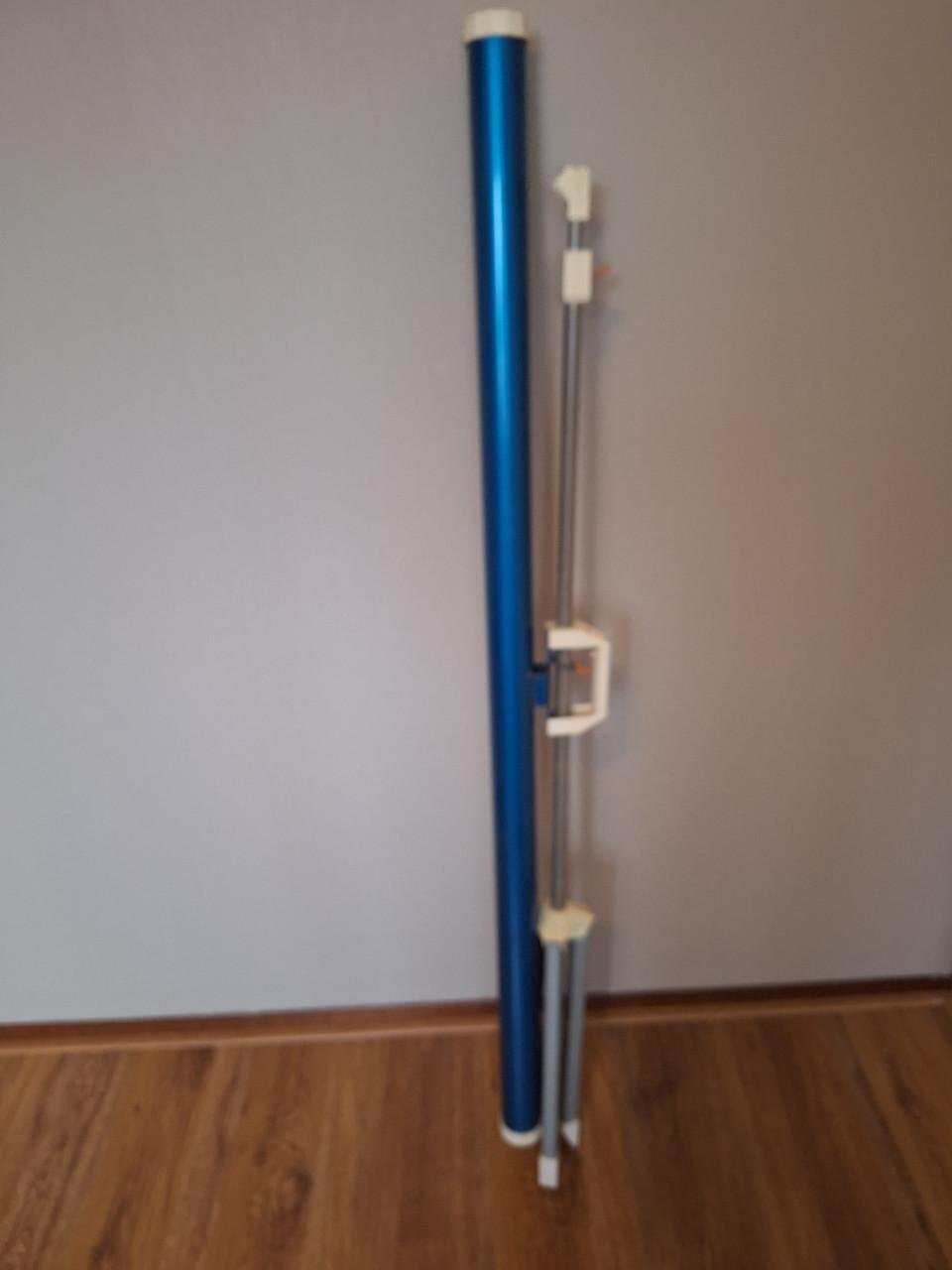 Dia projector tafel en projector scherm