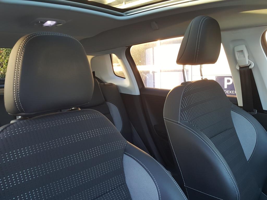 Peugeot 2008 1.2 puretech 110pk allure trekhaak | apple carplay & android a