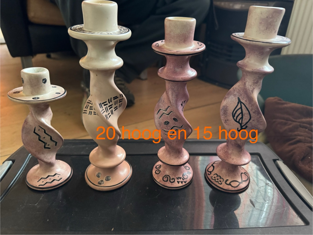34 speksteen beeldjes uit kenya handmade