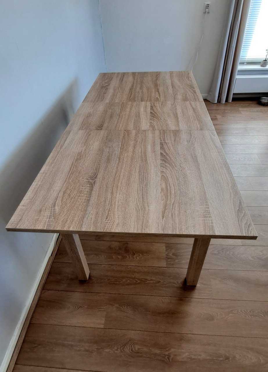 Verlengbare eetkamertafel
