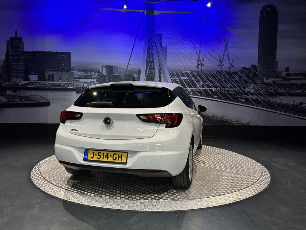 Opel Astra 1.2 business edition *apple/andriod*camera*clima*trekhaak