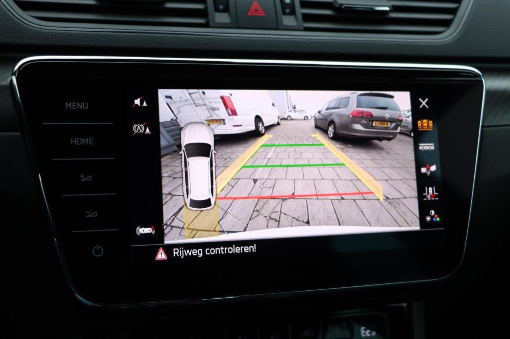 Skoda Superb combi 1.4 tsi iv sportline business 218pk dsg6