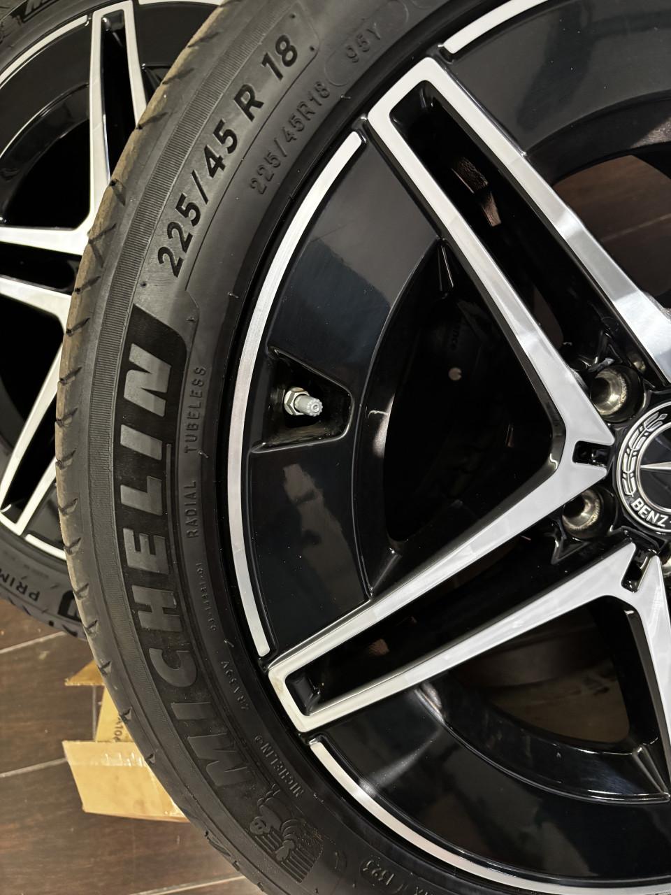 Mercedes 18 inch AMG velgen