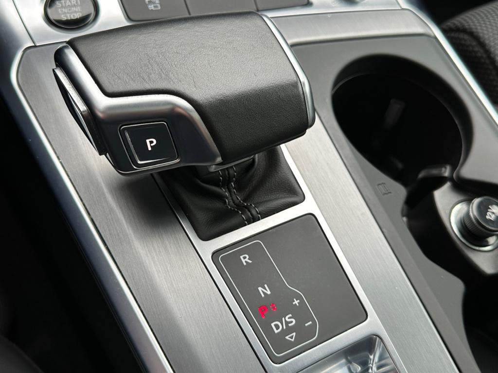 Audi A6 avant v6 55 tfsi 340pk quattro s-line | panoramadak | trekhaak | 20