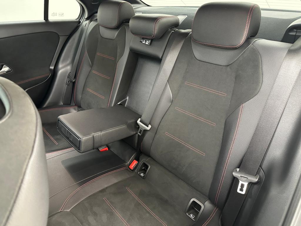 Mercedes-Benz A-Klasse 200 amg premium plus | burmester | panoramadak | mem
