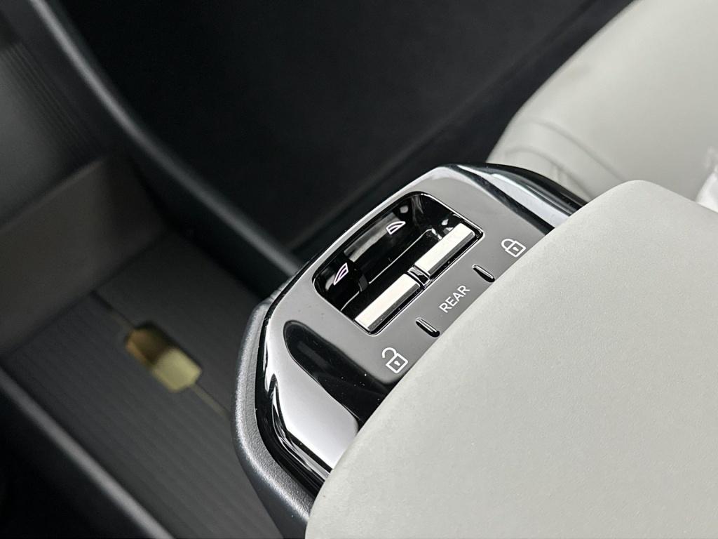 Volvo Ex30 extended plus 69 kwh/272pk| adap.cruise| camera| h&k sound| blis