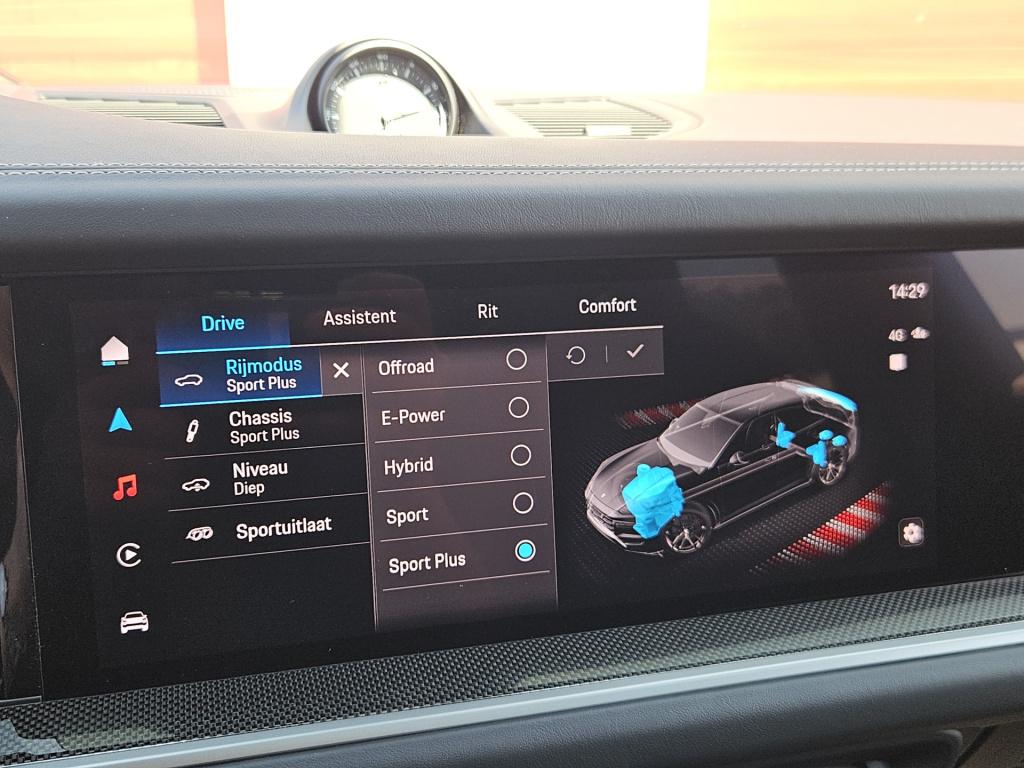 Porsche Cayenne coupé 4.0 turbo e-hybrid | keramisch | carbon pakket | spor