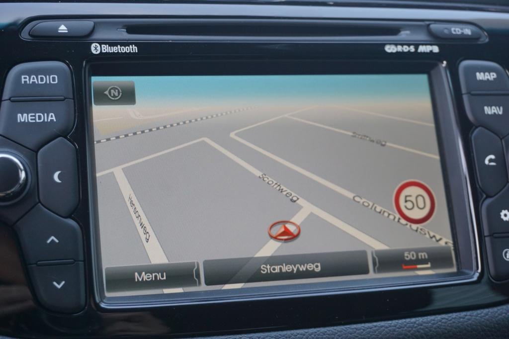 Kia Cee'd sportswagon 1.6 gdi businessline climate / navi / cruise / camera