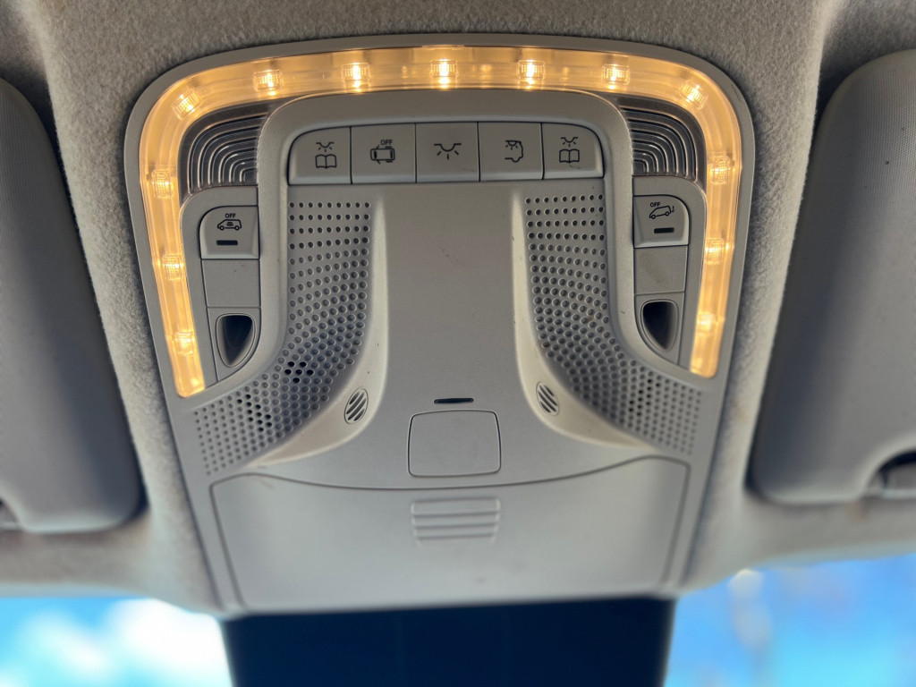 Mercedes-Benz Vito 111 cdi functional lang // kastinrichting