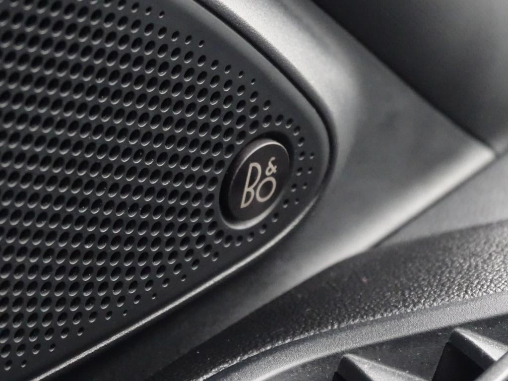 Ford Puma 1.0 ecoboost hybrid st-line x first edition