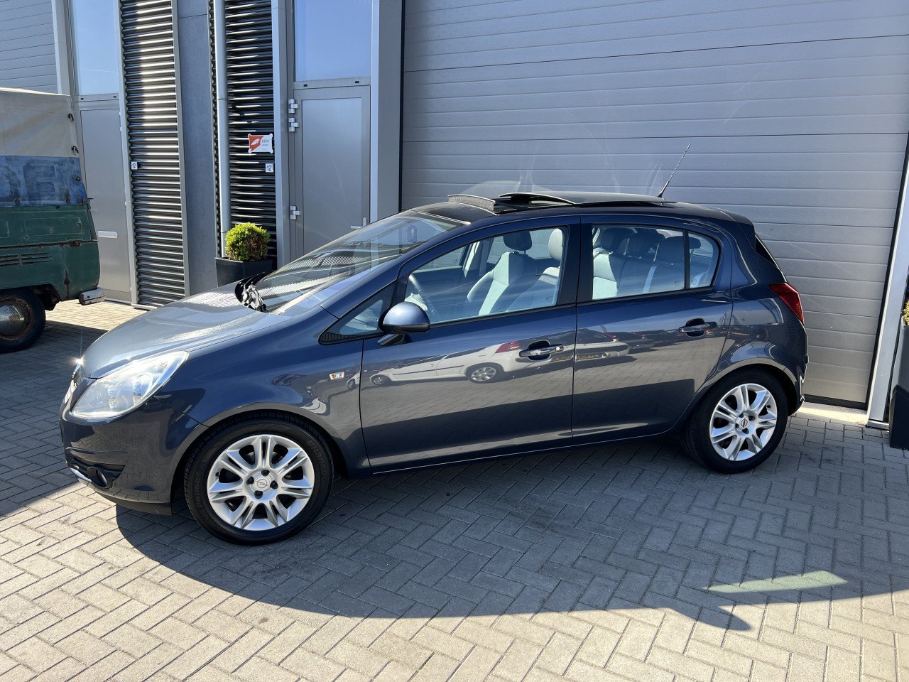 Opel Corsa 1.4-16V Cosmo/Automaat/Pano/Full option