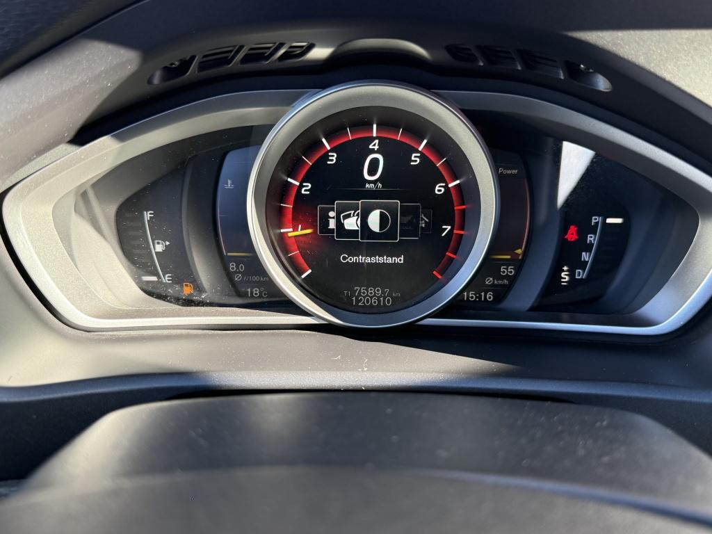 Volvo V40 t3 153pk aut6 polar+ sport| panodak| camera| h&k sound| trekhaak