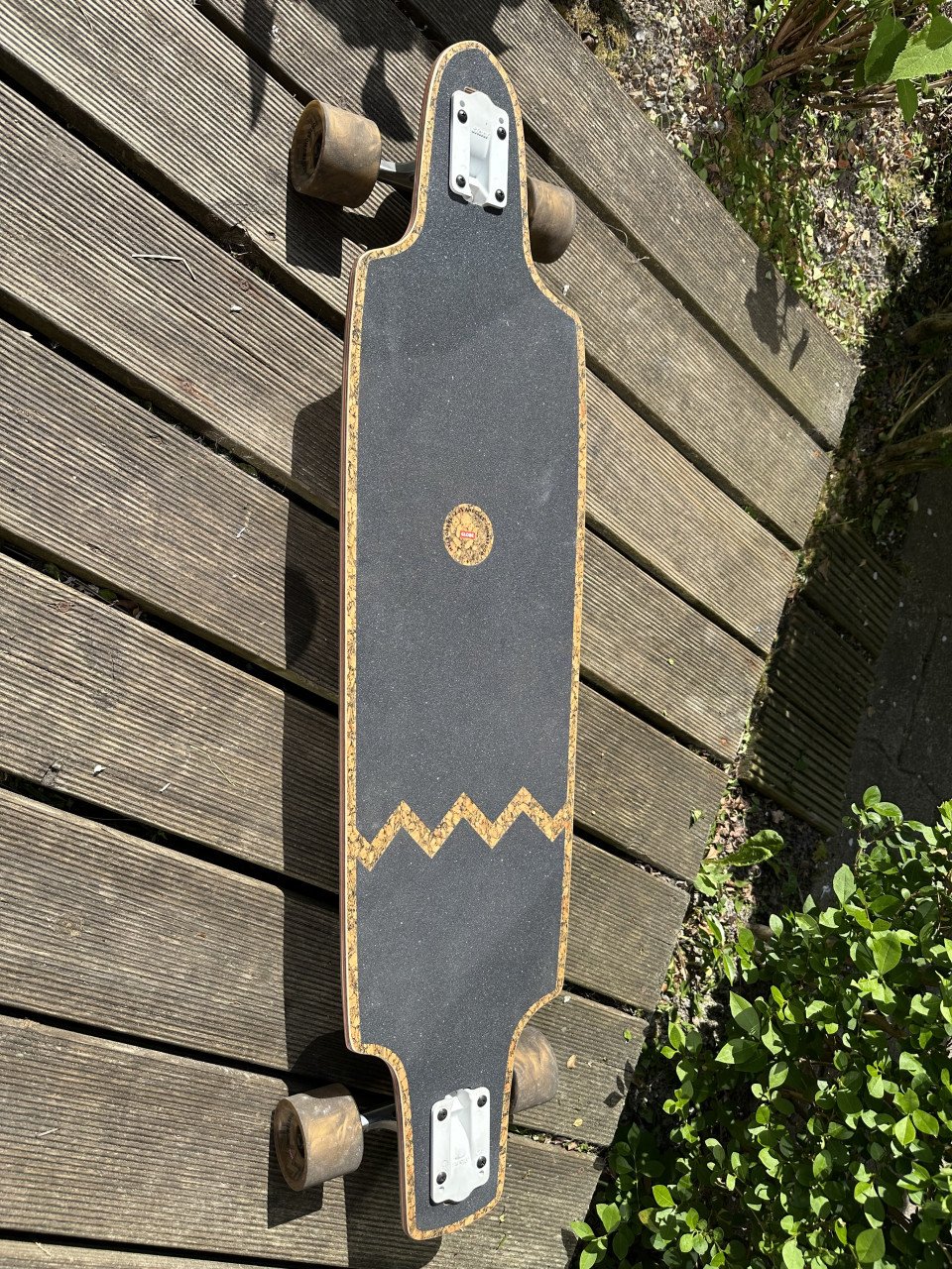 Globe Spearpoint 40" Cork Zagged longboard