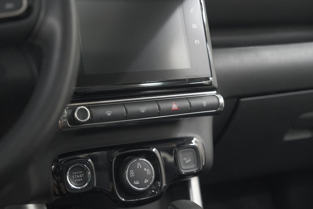 Citroen C3 Aircross puretech 110 eat6 shine | trekhaak | panoramadak | head
