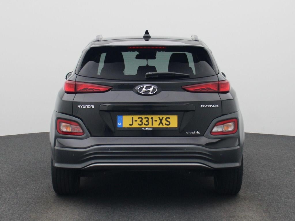 Hyundai Kona ev fashion 64 kwh | automaat | navigatie | heads-up display | 