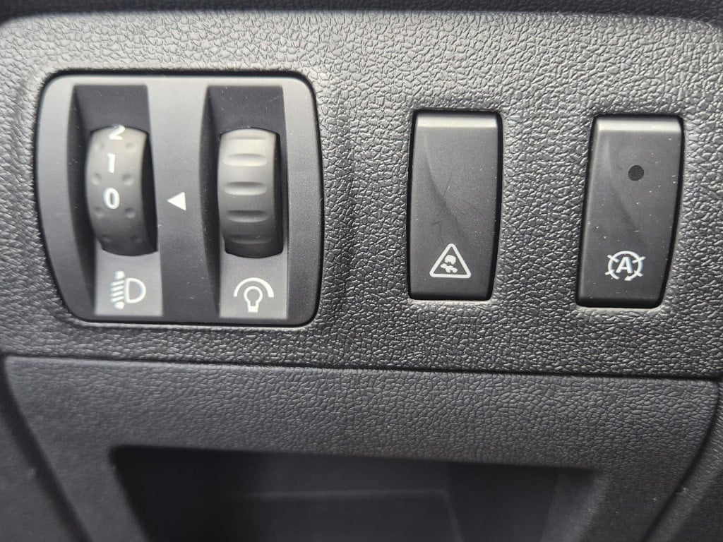 Renault Scenic tce 130 bose navigatie, trekhaak, climate control, cruise co