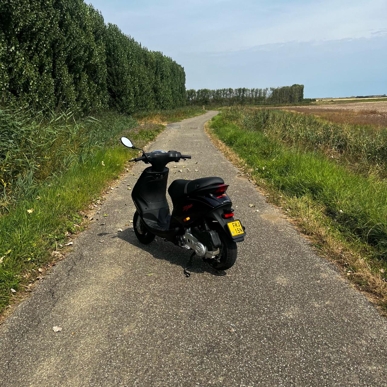 Piaggio zip 2023