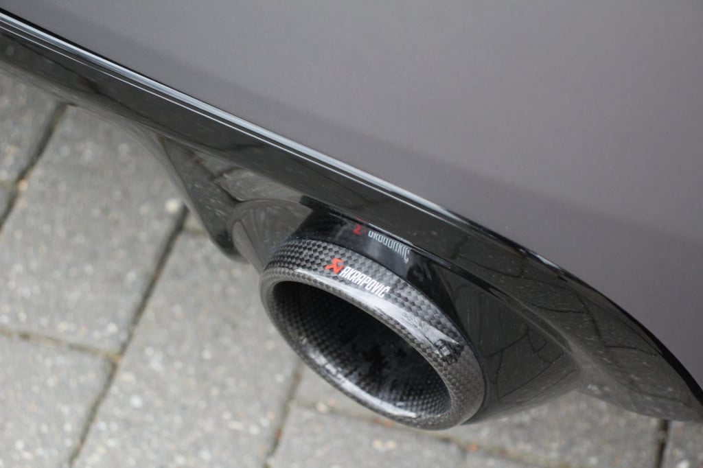 Renault Clio 2.0 rs - ange et demon 99/99 - akrapovic - recaro - shortshift