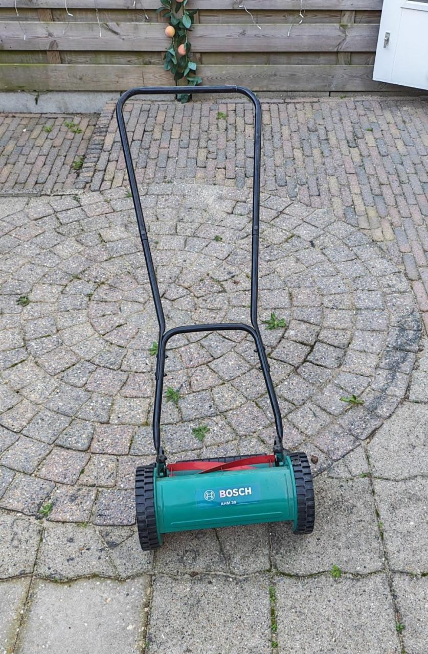 Bosch AHM38 Grasmaaier IZGST
