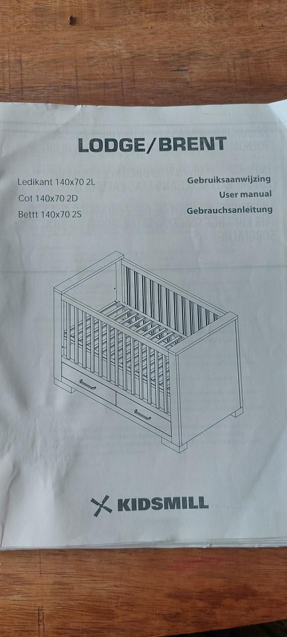 Ledikant, commode
