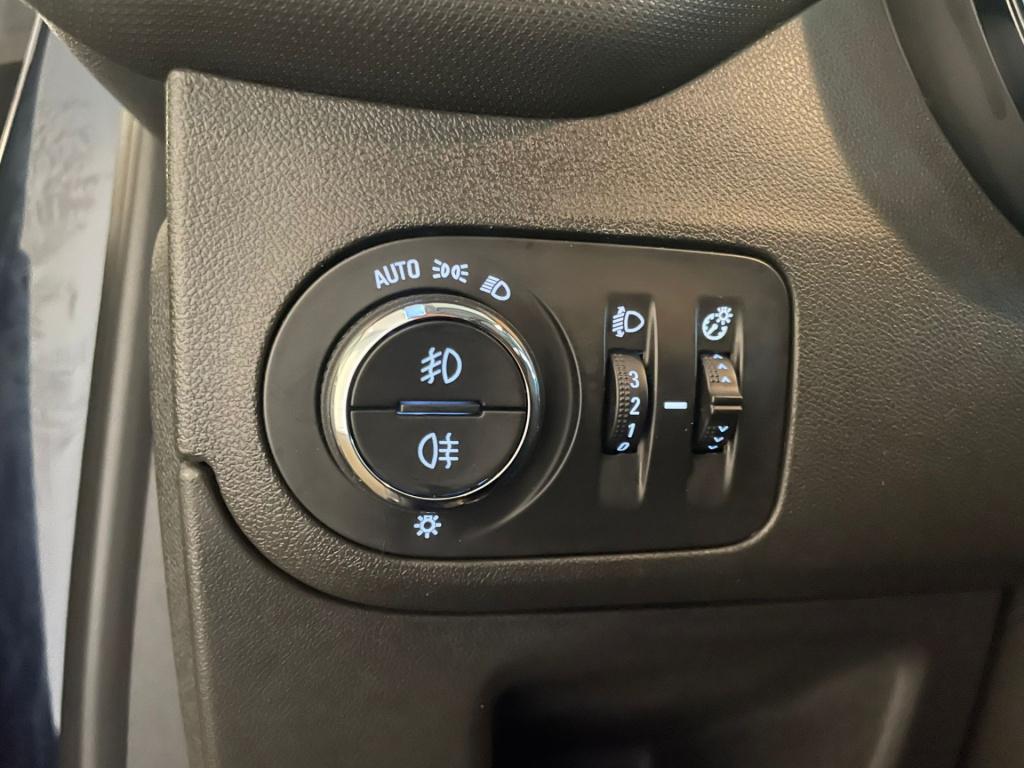 Opel Crossland X 1.2 turbo online edition