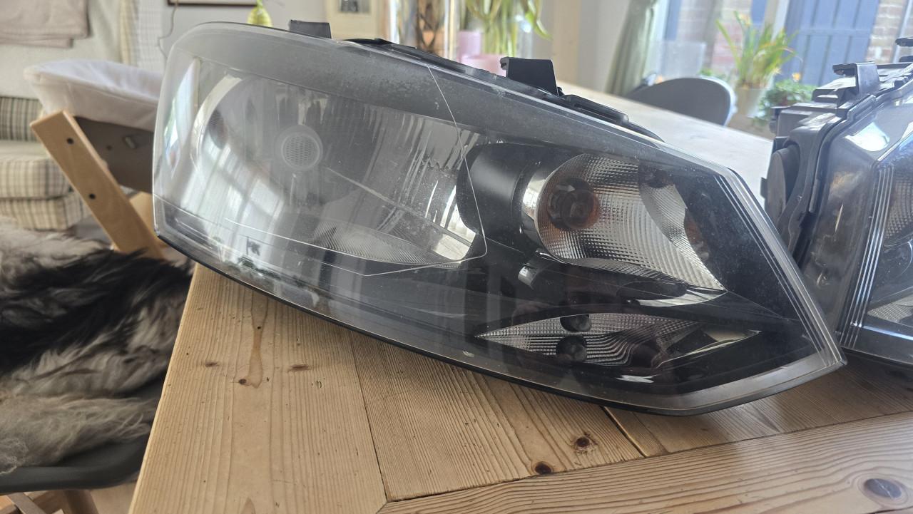 Volkswagen polo 6r koplampen 2010 model