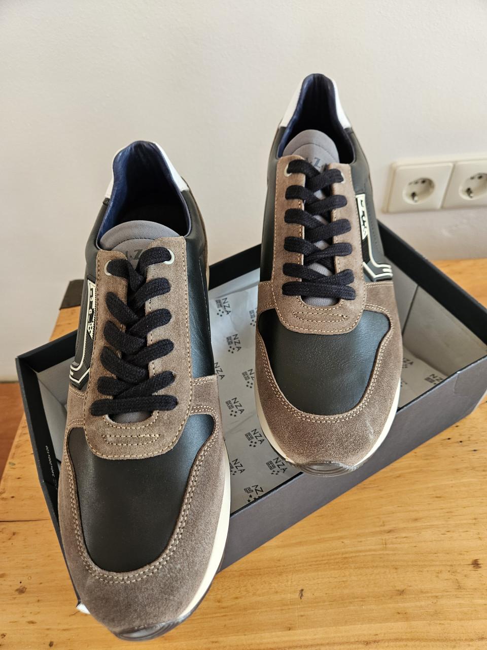 NZA New Zealand Auckland: Nieuwe sneakers