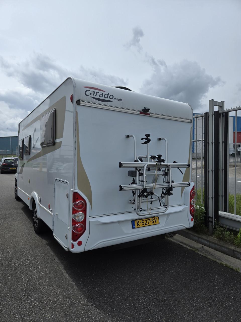 Nette Carado uit 2013 met slechts 27.000km