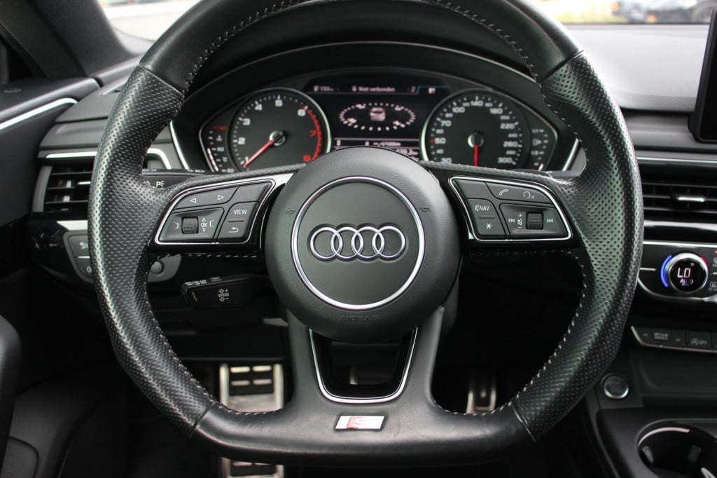 Audi A5 sportback 2.0 tfsi mhev sport s-line edition | pano. | 19'' | half 