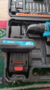 NIEUW Makita Accu Boormachine met 2 Accu en oplader