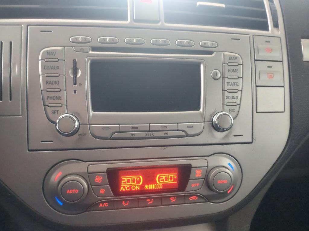 Ford C-max 1.8-16v limited | trekhaak | goed onderhouden |