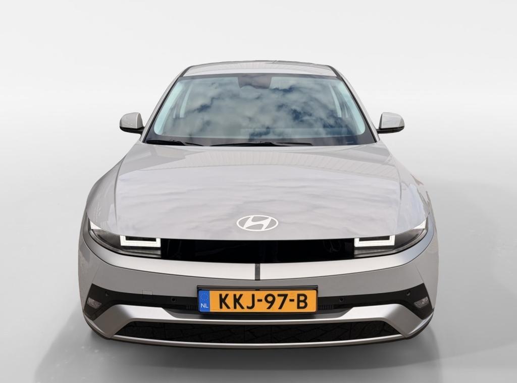 Hyundai Ioniq 5 long range pure edition 84 kwh | direct leverbaar | leder/s