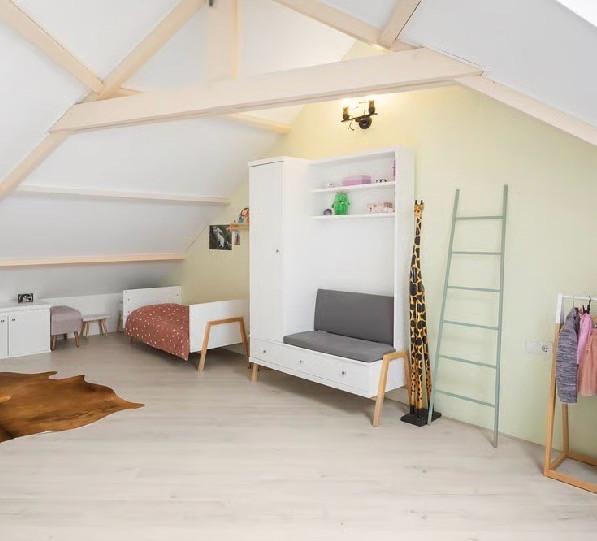 Complete kinderkamer (Ledikant + Commode/Kast) 0-6 jaar