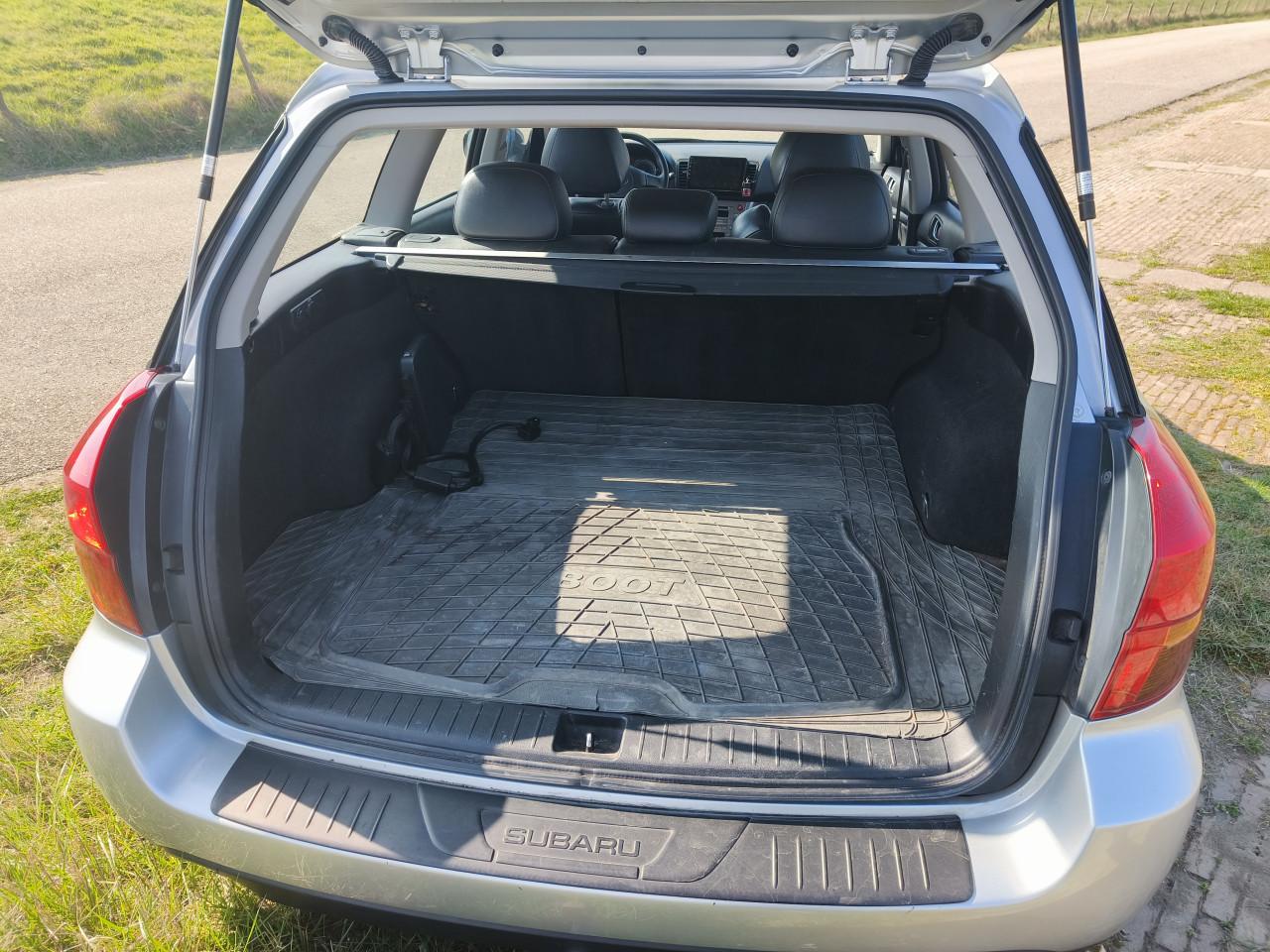 Subaru Outback 2.5i AWD