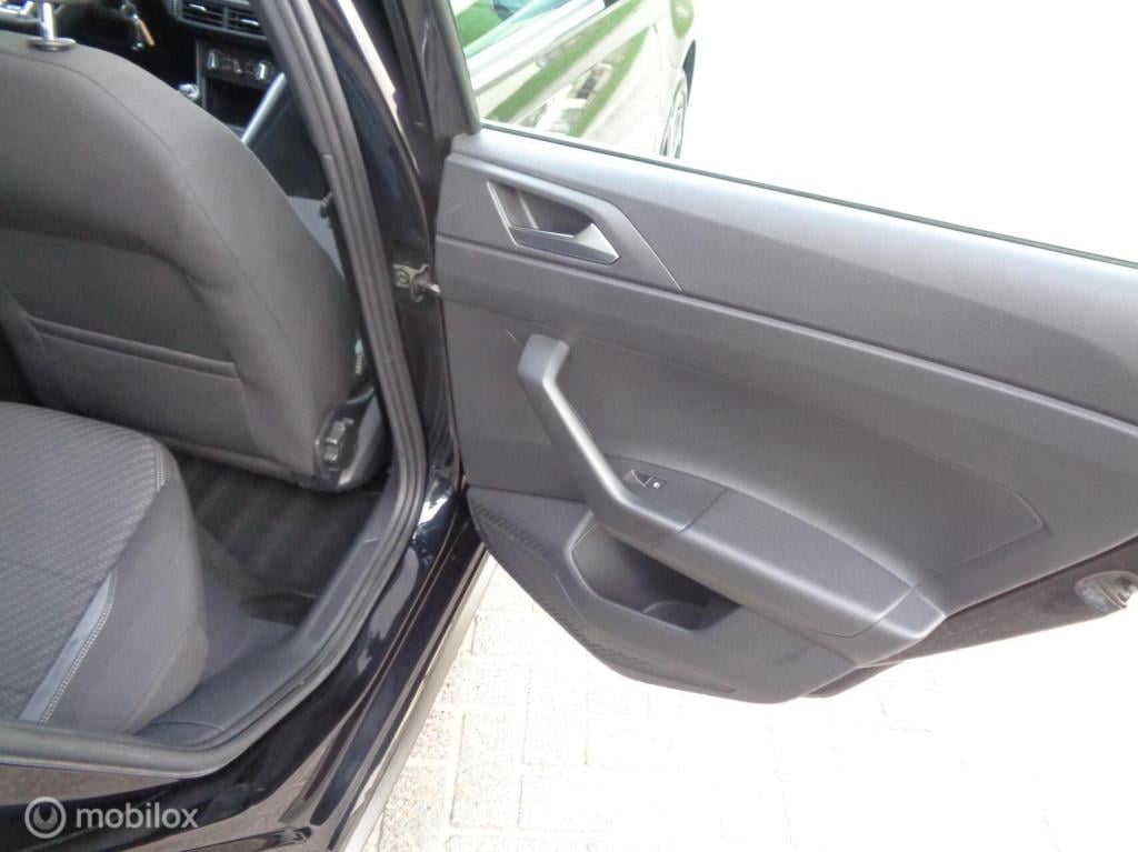 Volkswagen Polo 1.0 tsi r-line 115pk/airco/pdc/carplay/panodak/17'' lm/r-li