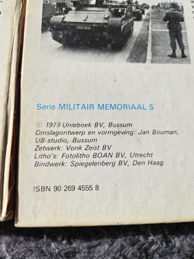 2 Boeken Nederlands Geschut en Pantser Voertuigen voor verzamelaars...