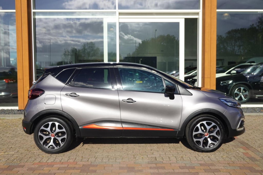 Renault Captur 1.3 tce intens 150 pk!